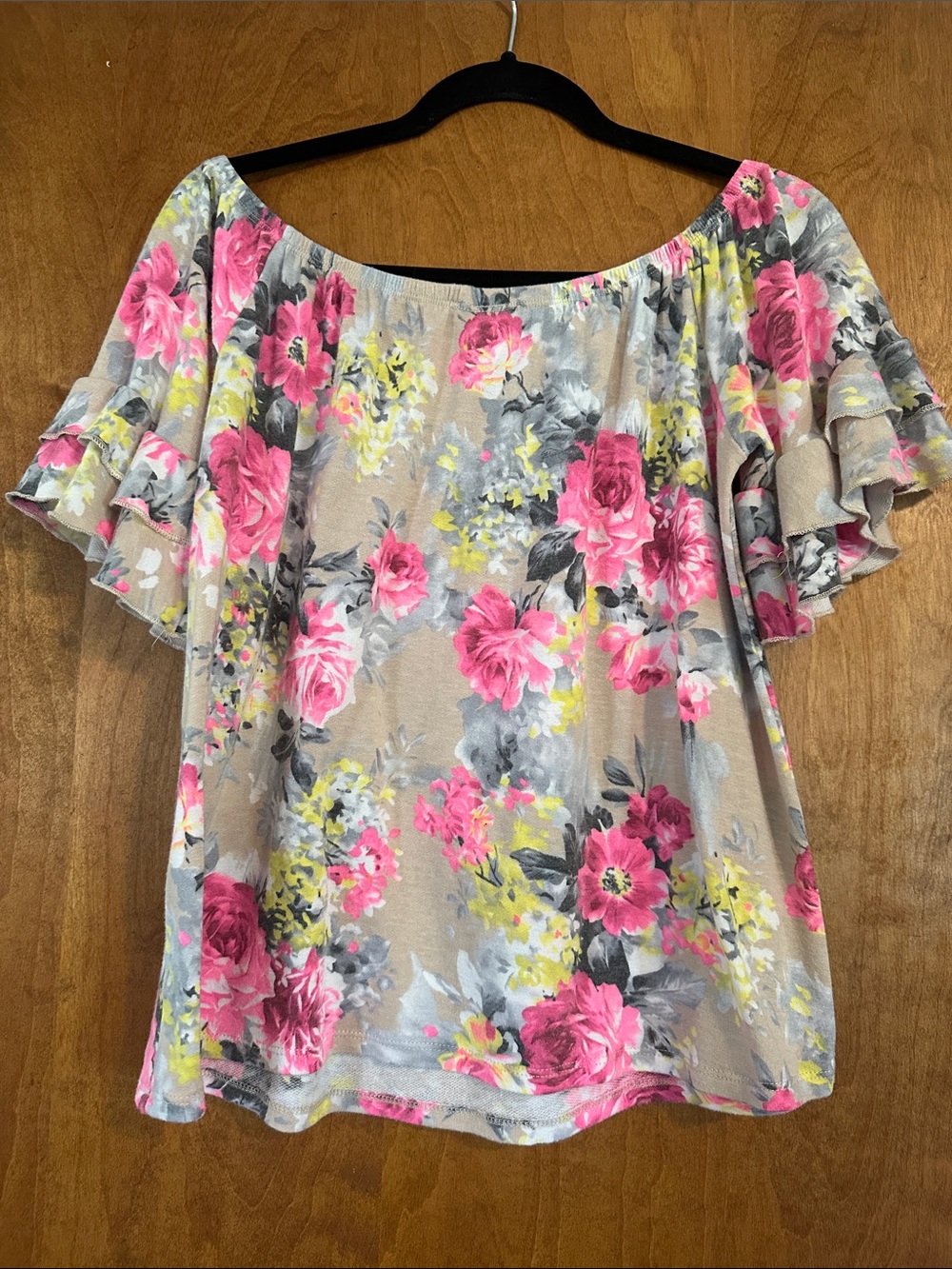 Sew In Love Beige Off-Shoulder Floral Flutter Sleeve Top with Pink Roses - Picture 3 of 3